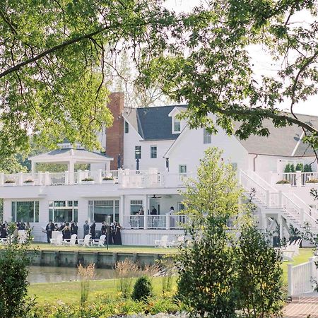 The Oaks Waterfront Hotel Saint Michaels Exteriör bild